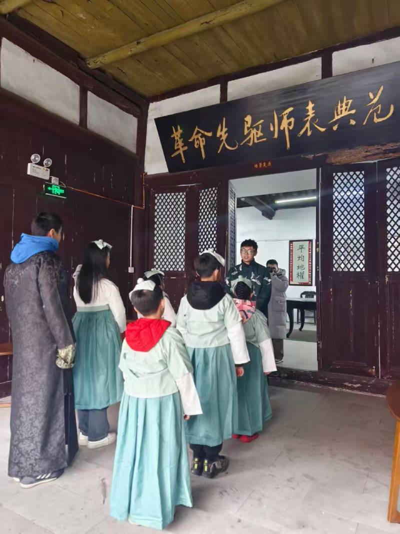 新巴尔虎左旗景区文学经典改编剧本游